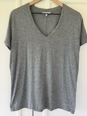 Not Monday v-neck tee in heather gray, size M